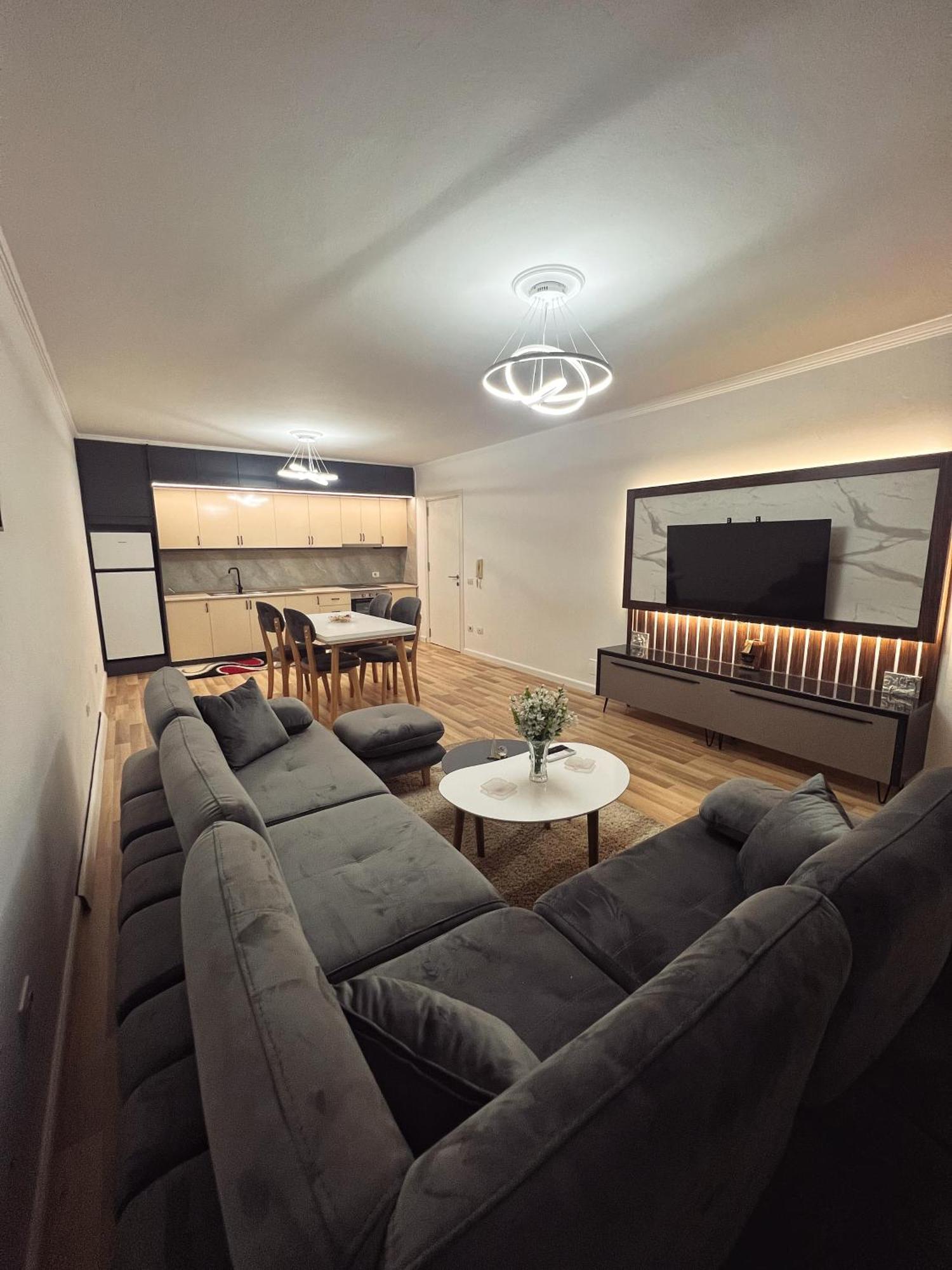 Art'S Apartment ติรานา ภายนอก รูปภาพ